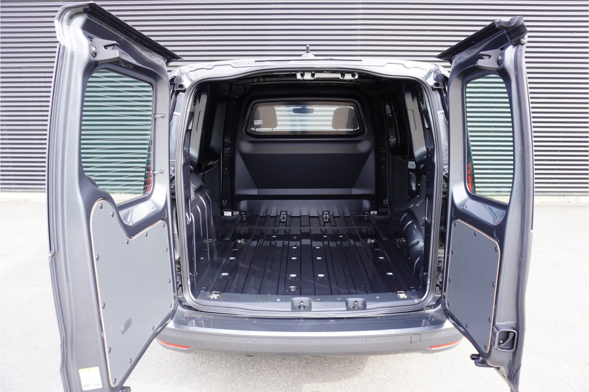 Volkswagen Caddy Cargo 122pk Automaat Style Apple Carplay Di, Auto's, Stof, Euro 6, 4 cilinders, Volkswagen
