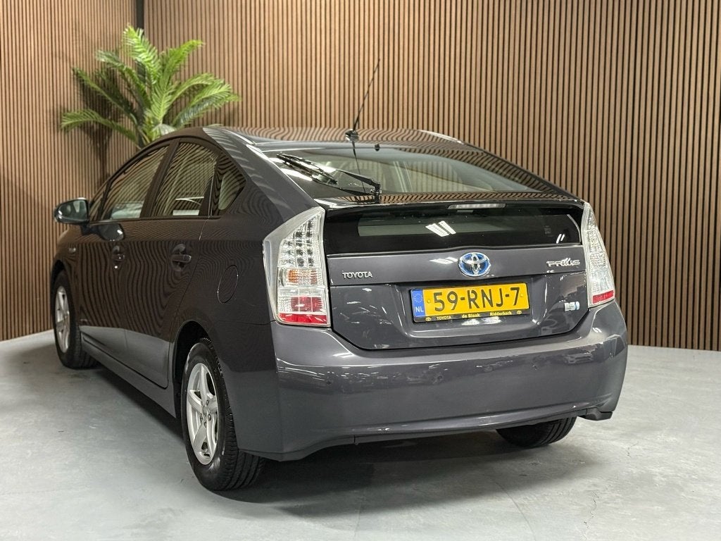 Toyota Prius 1.8 Aspiration (bj 2011, automaat), Auto's, Toyota, Gebruikt, 4 cilinders, Bedrijf, Prius