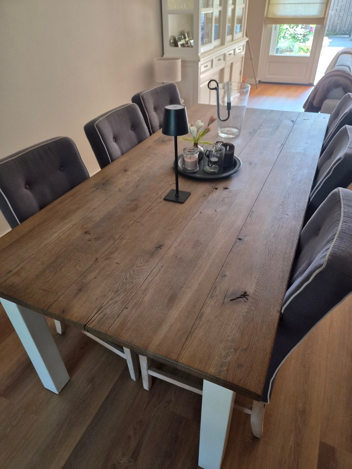 Robuuste eettafel van eikenhout met witte poten, Huis en Inrichting, Gebruikt, 100 tot 150 cm, Eikenhout, 200 cm of meer