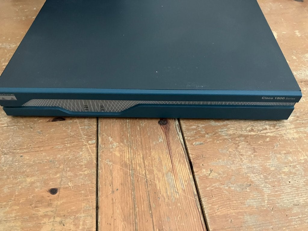 Cisco 1841 Router + HWIC-3G-HSPA + HWIC-1ADSL + 64MB CF, Verzenden, Gebruikt, Router, Cisco