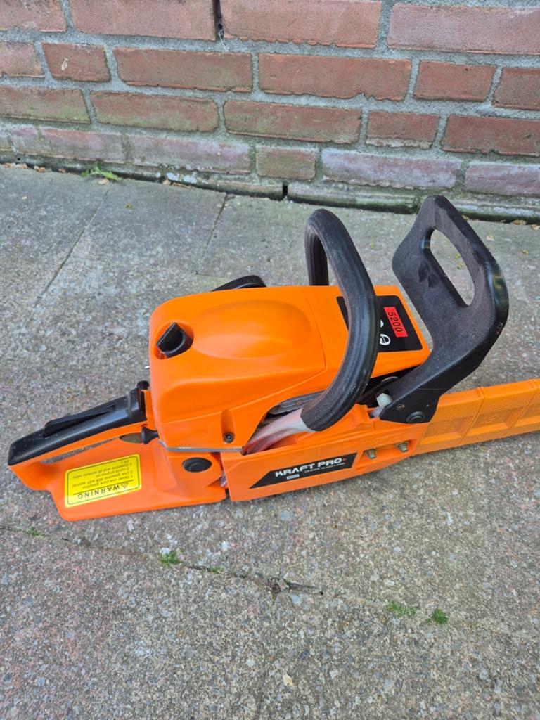 Kraft Pro Kettingzaag - Krachtige Zaag voor Tuinwerk, Tuin en Terras, Ophalen of Verzenden, Gebruikt, Boomzaag, Kraft Pro