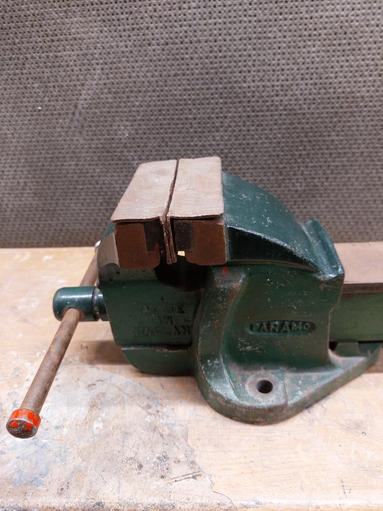 Zware bankschroef - 16,5 cm bekbreedte, 20 kg, Ophalen