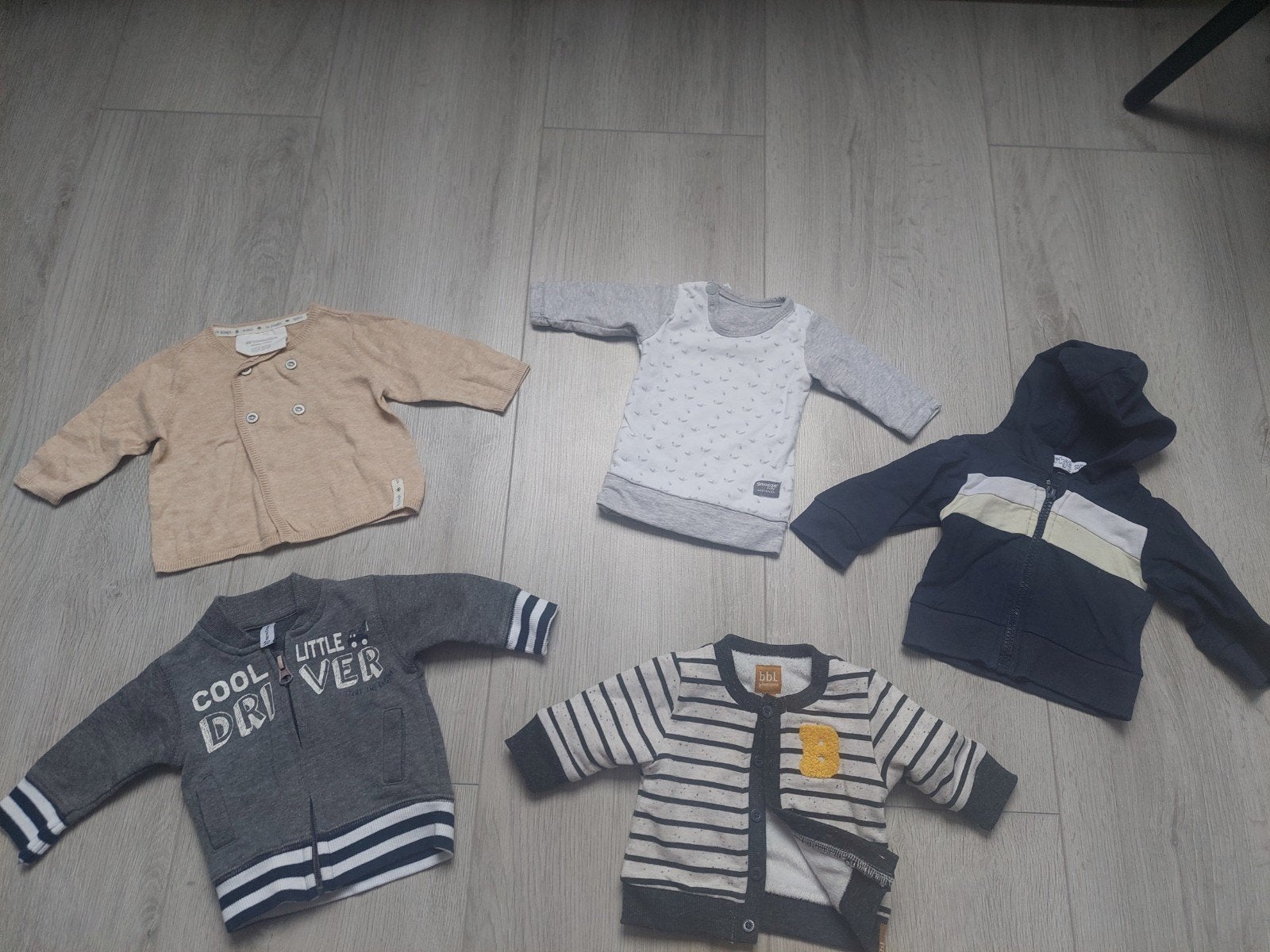 vesten maat 50 jongen vest vestje trui, Kinderen en Baby's, Ophalen of Verzenden, Zo goed als nieuw, Jongetje, Truitje of Vestje