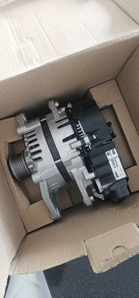 Valeo 48V dynamo / startergenerator IBSG (nieuw in doos), Ophalen of Verzenden, Nieuw, Hyundai