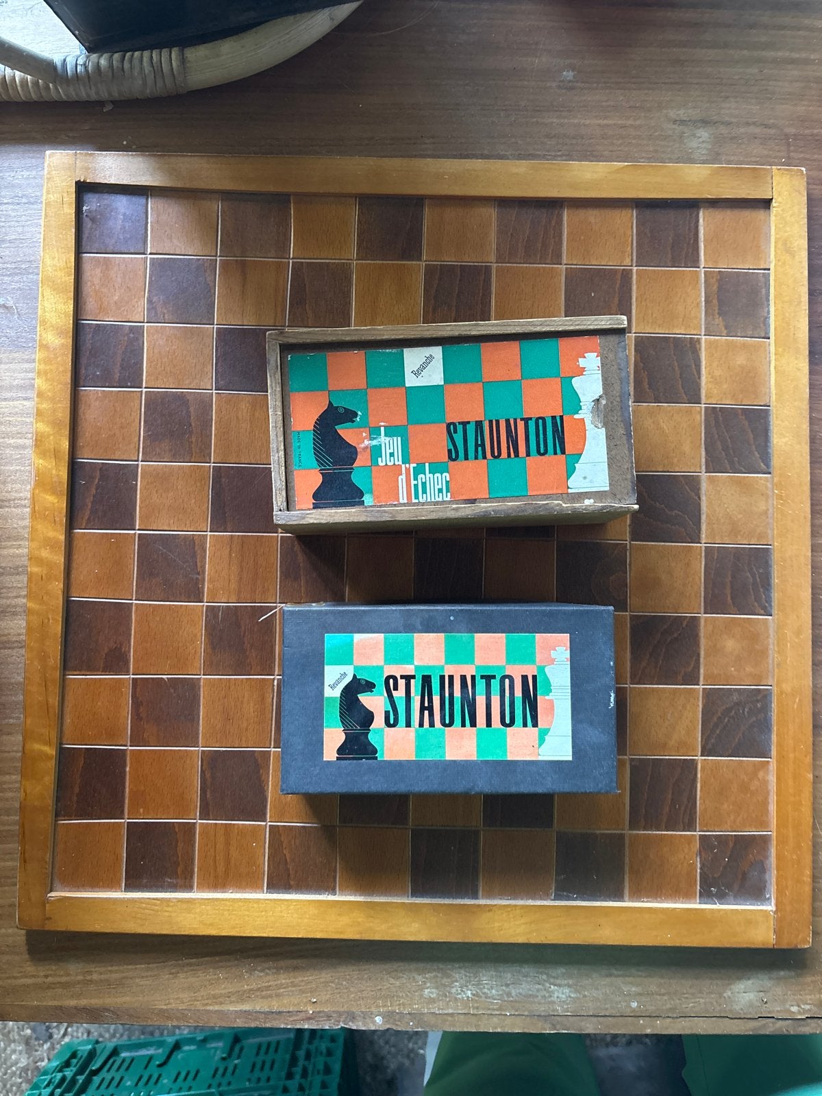 Vintage Staunton Schaken Set met Houten Bord, Hobby en Vrije tijd, Denksport en Puzzels, Ophalen of Verzenden, Gebruikt, Schaken