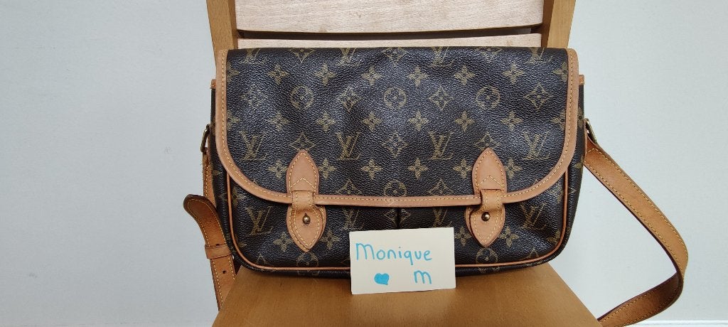 Vintage Louis Vuitton Gibecière GM Monogram schoudertas, Sieraden, Tassen en Uiterlijk, Tassen | Damestassen, Ophalen, Bruin, Handtas