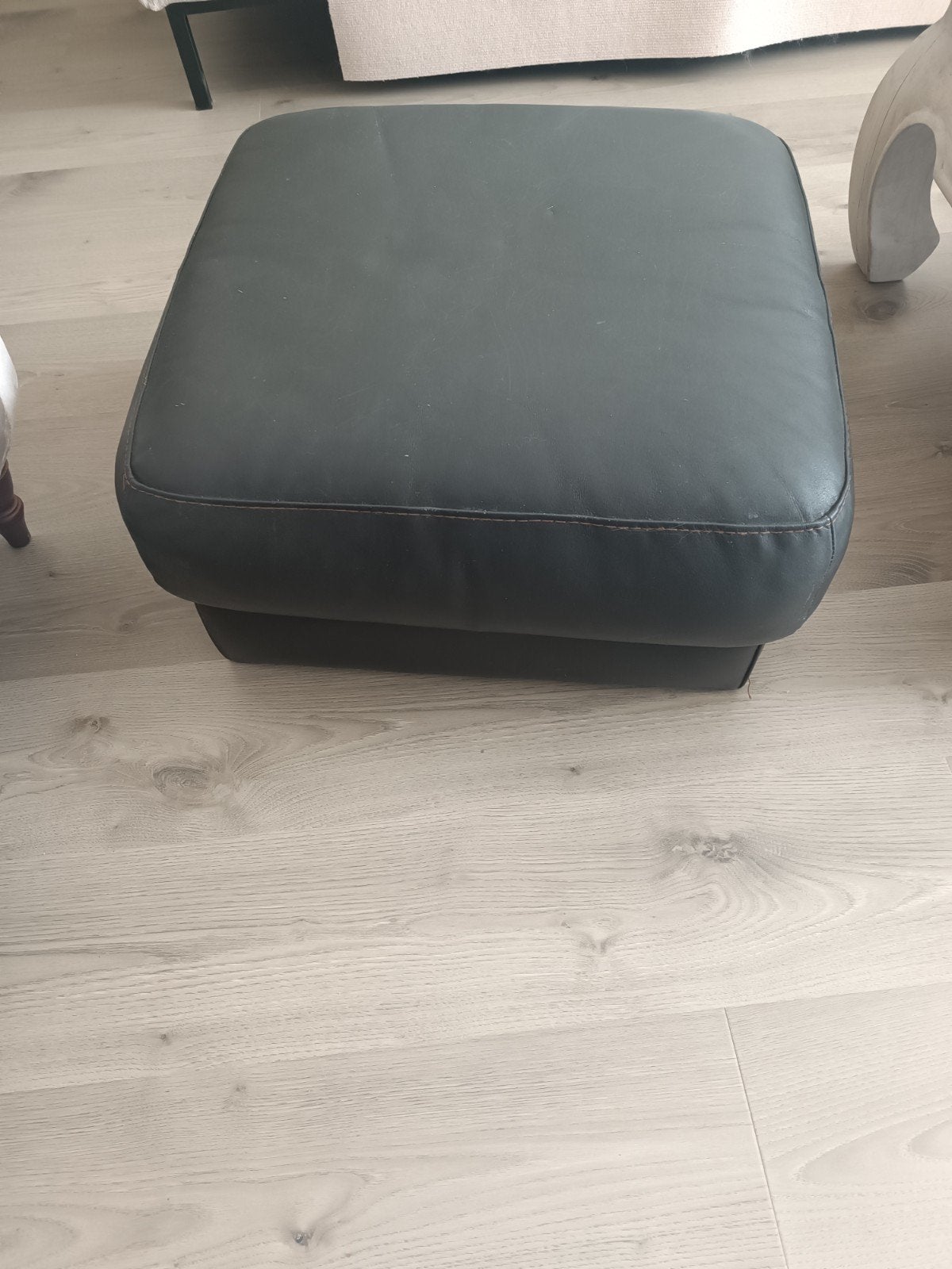 Lederen hocker, Ophalen, Leer, 50 tot 75 cm, Vierkant