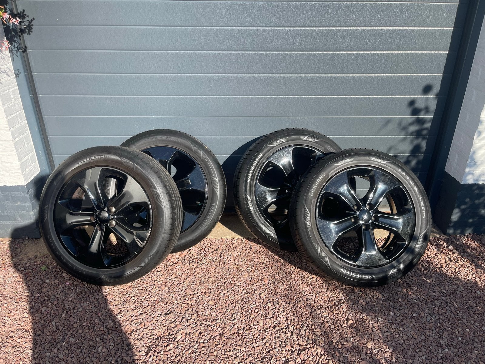 Set van 4 Jeep velgen met Vredestein all-season banden, Ophalen, 18 inch, Gebruikt, Banden en Velgen