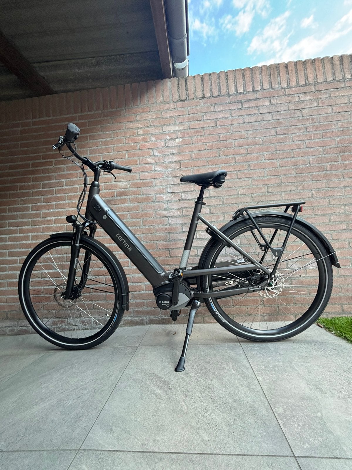 Cortina E Fellow NIEUWSTAAT 40KM, 55 tot 59 cm, Ophalen, Zo goed als nieuw, Cortina