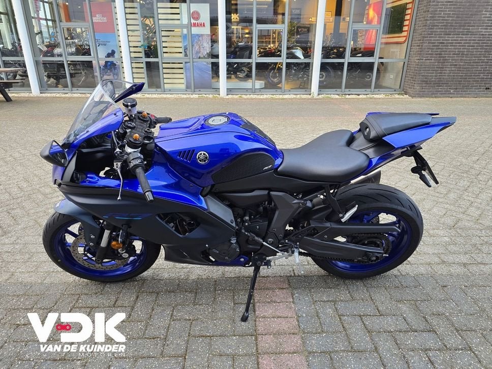 YAMAHA YZF R7 (bj 2024), Motoren, Motoren | Yamaha, 2 cilinders, Motorrijbewijs A, Bedrijf, Onbekend