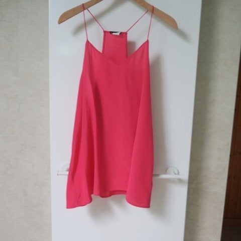 Topje nieuw rozerood van Laack mt 44, Kleding | Dames, Tops, Van Laack, Maat 42/44 (L), Nieuw, Ophalen of Verzenden