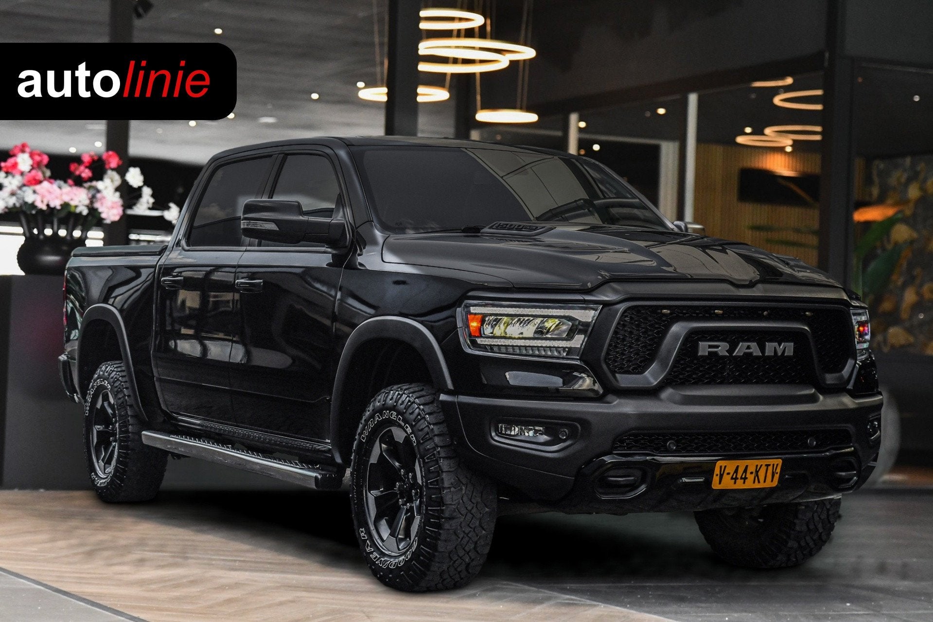 Dodge Ram 1500 5.7 V8 4x4 Crew Cab REBEL, BTW, Panorama, Ful, Auto's, Automaat, Gebruikt, Zwart, Leder