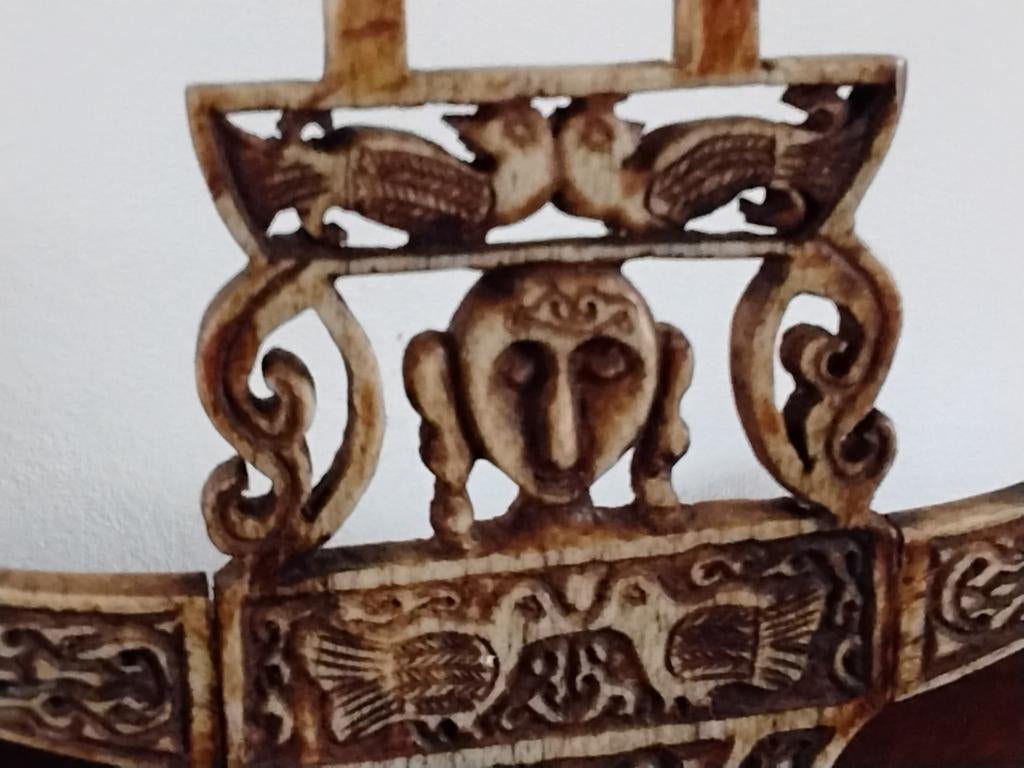 Molukken benen snijwerk leti, Ophalen of Verzenden