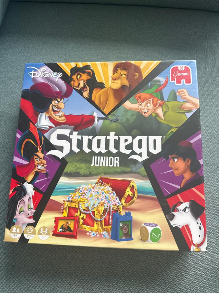 Stratego Junior Disney - Nieuw in plastic, Hobby en Vrije tijd, Gezelschapsspellen | Kaartspellen, Ophalen of Verzenden, Zo goed als nieuw