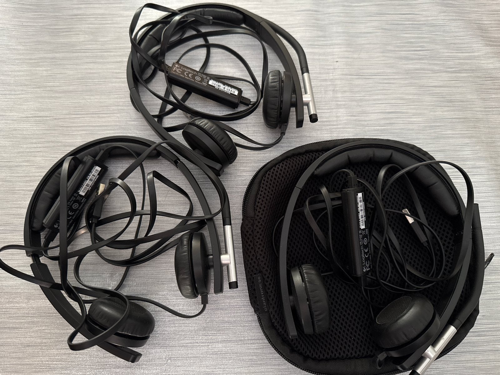 Logitech USB Headsets H650e, Computers en Software, Headsets, Gebruikt, On-ear, Bedraad, Mute-functie, Ophalen of Verzenden