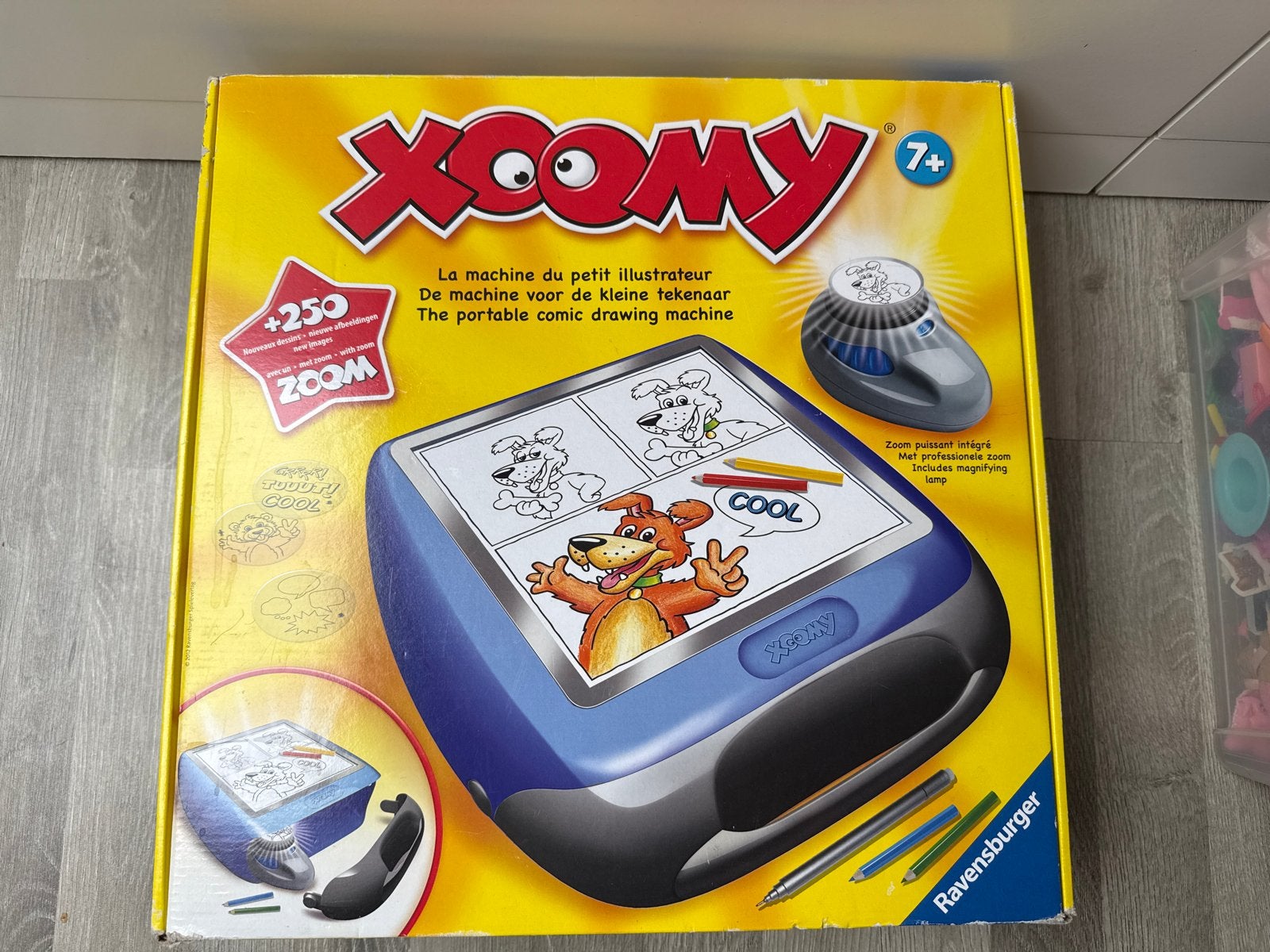 Xoomy Ravensburger Tekenmachine met Zoom en Licht, Ophalen of Verzenden, Zo goed als nieuw, Knutselen, Met licht