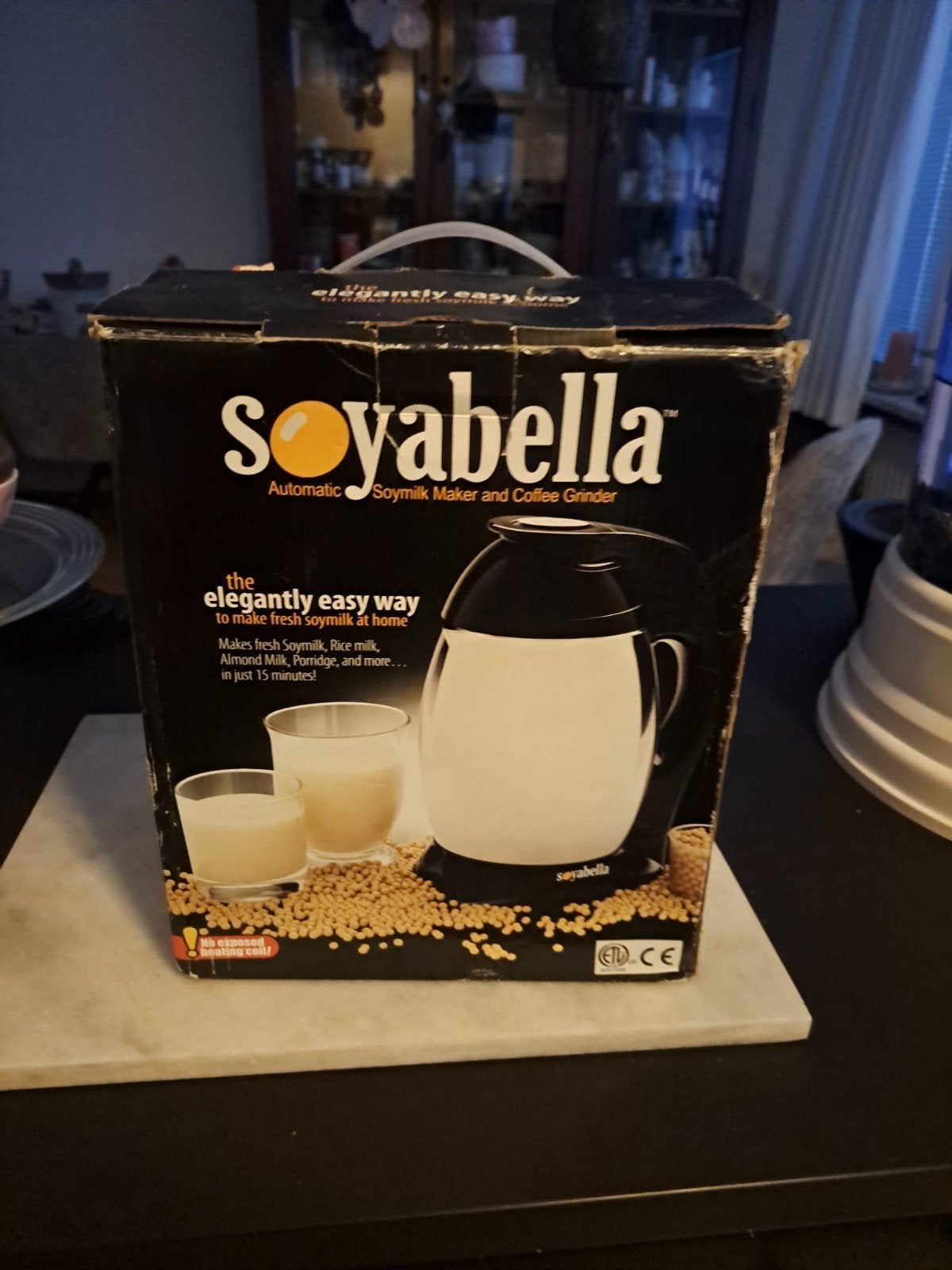 Soyabella Automatische Sojamelk Maker en Koffiemolen, Ophalen of Verzenden