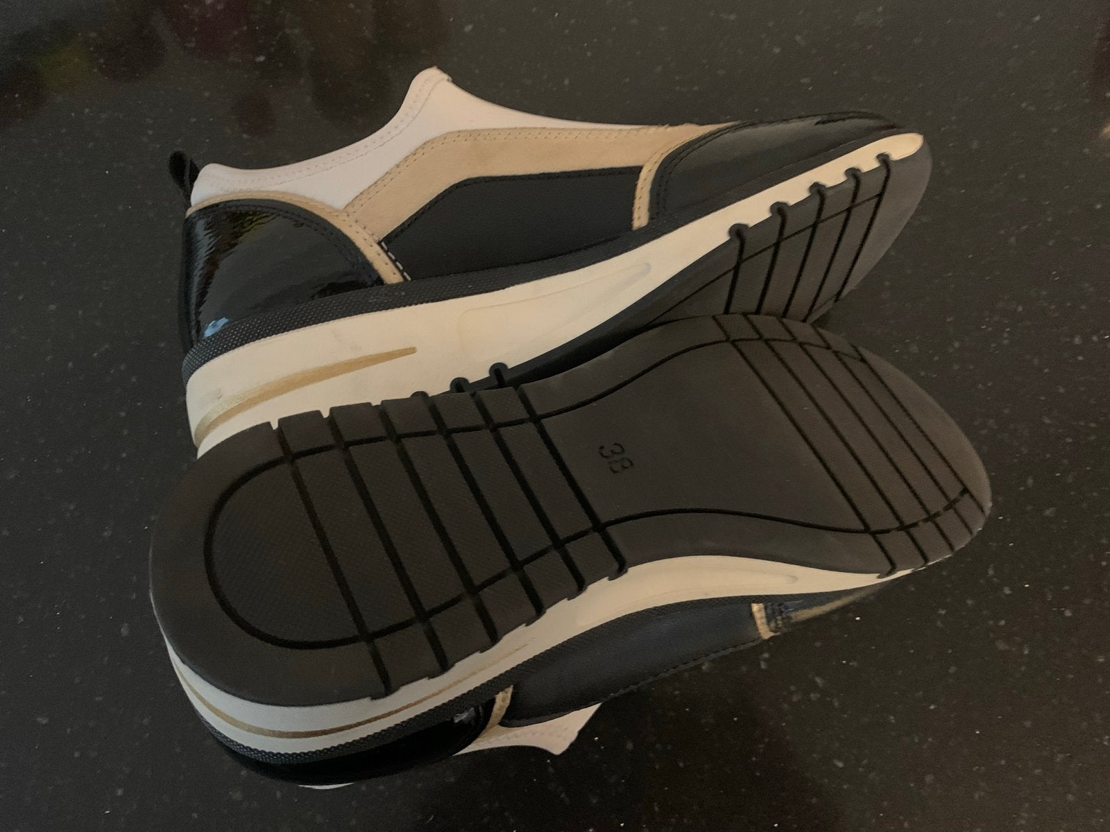 Marco Tozzi Sneakers Maat 38 - Zwart/Beige/Goud, Zwart, Nieuw, Ophalen of Verzenden, Sneakers of Gympen
