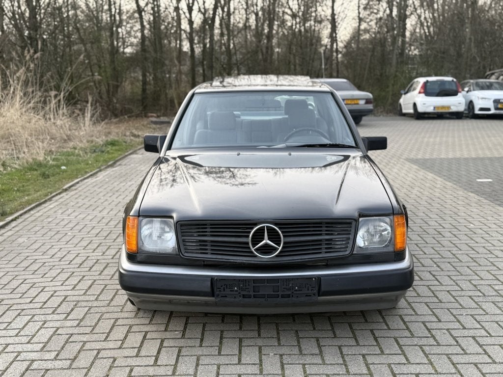 Mercedes-Benz E-Klasse 200-500 250D Oldtimer | CV | STOELVER, foto 2
