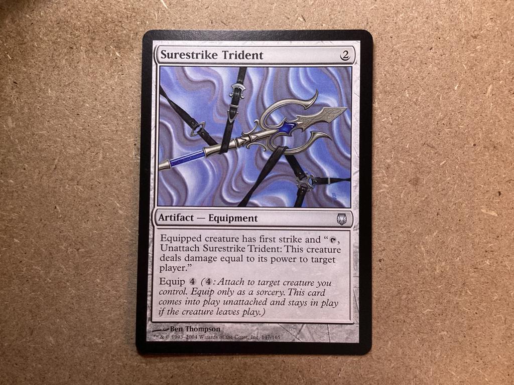 1x Surestrike Trident [147/165] (Near Mint), Hobby en Vrije tijd, Ophalen of Verzenden, Zo goed als nieuw, Losse kaart