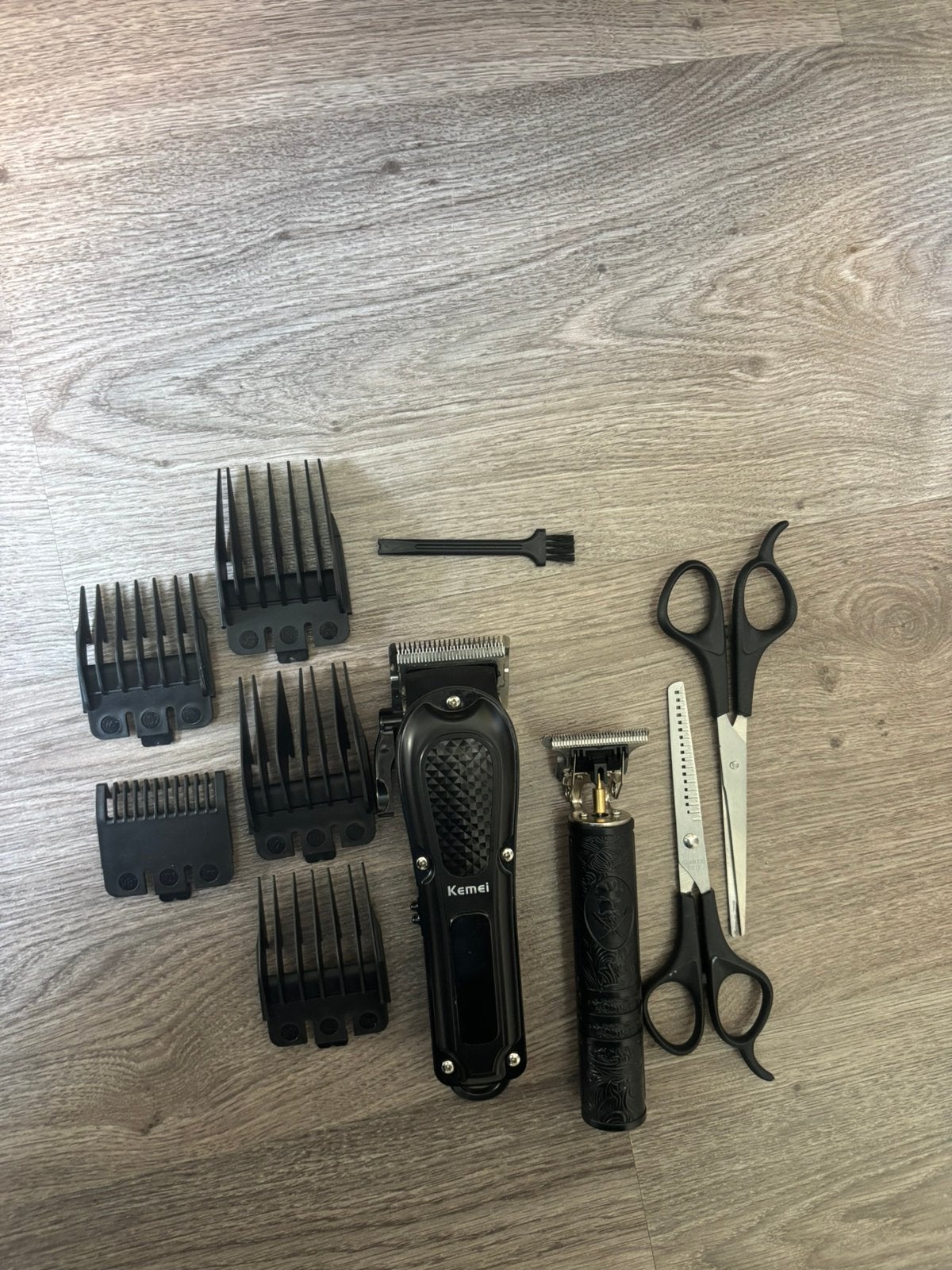 New beginner barber kit, Sieraden, Tassen en Uiterlijk, Ophalen of Verzenden, Zo goed als nieuw, Tondeuse