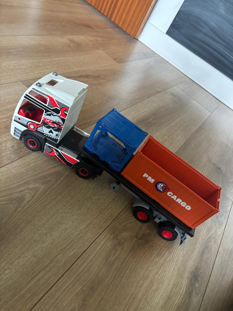 Playmobil vrachtwagen met aanhanger en accessoires, Ophalen of Verzenden, Gebruikt