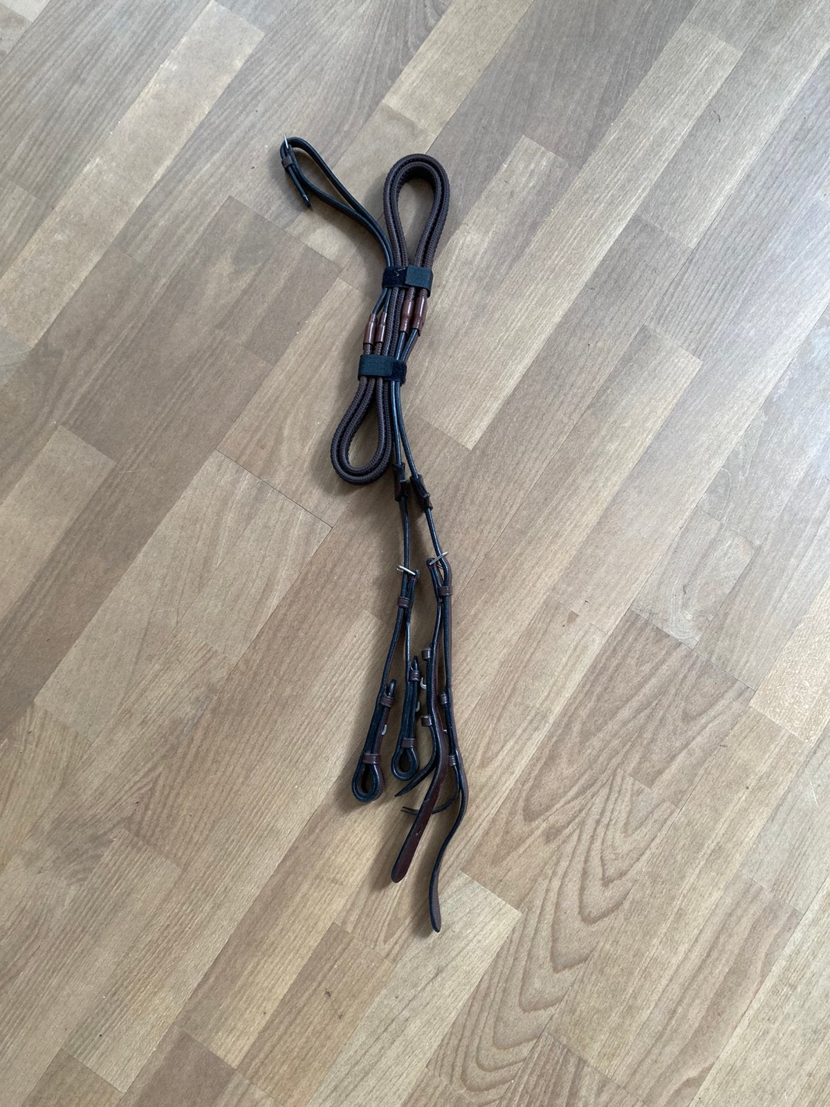 Dy’on rubberen teugels  cob springen, Dieren en Toebehoren, Paarden en Pony's | Hoofdstellen en Tuigage, Springen, Bruin, Nieuw