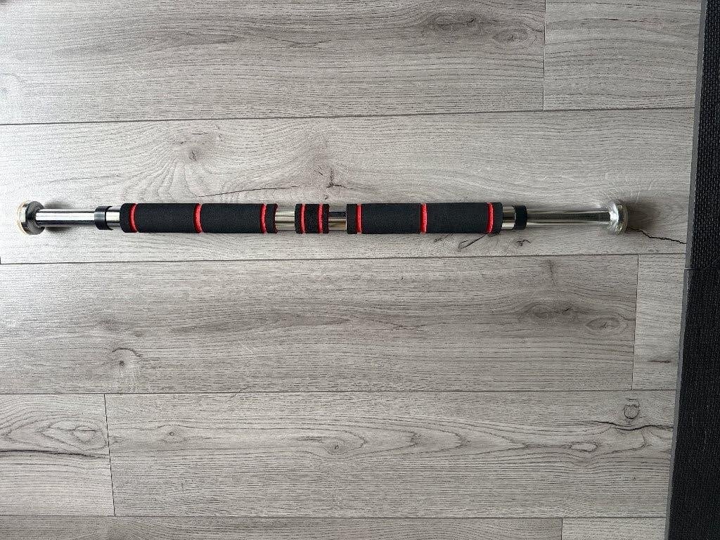 Pull-up bar (verstelbaar), Sport en Fitness, Fitnessmaterialen, Ophalen, Zo goed als nieuw, Rug, Oprekstang