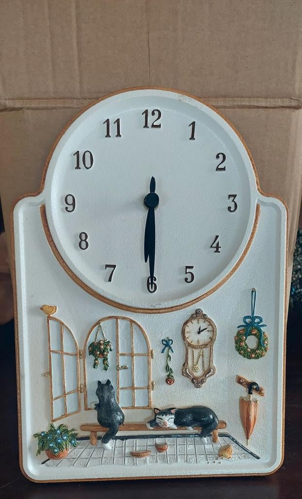 Vintage klok handgemaakt, Ophalen of Verzenden, Zo goed als nieuw, Wandklok