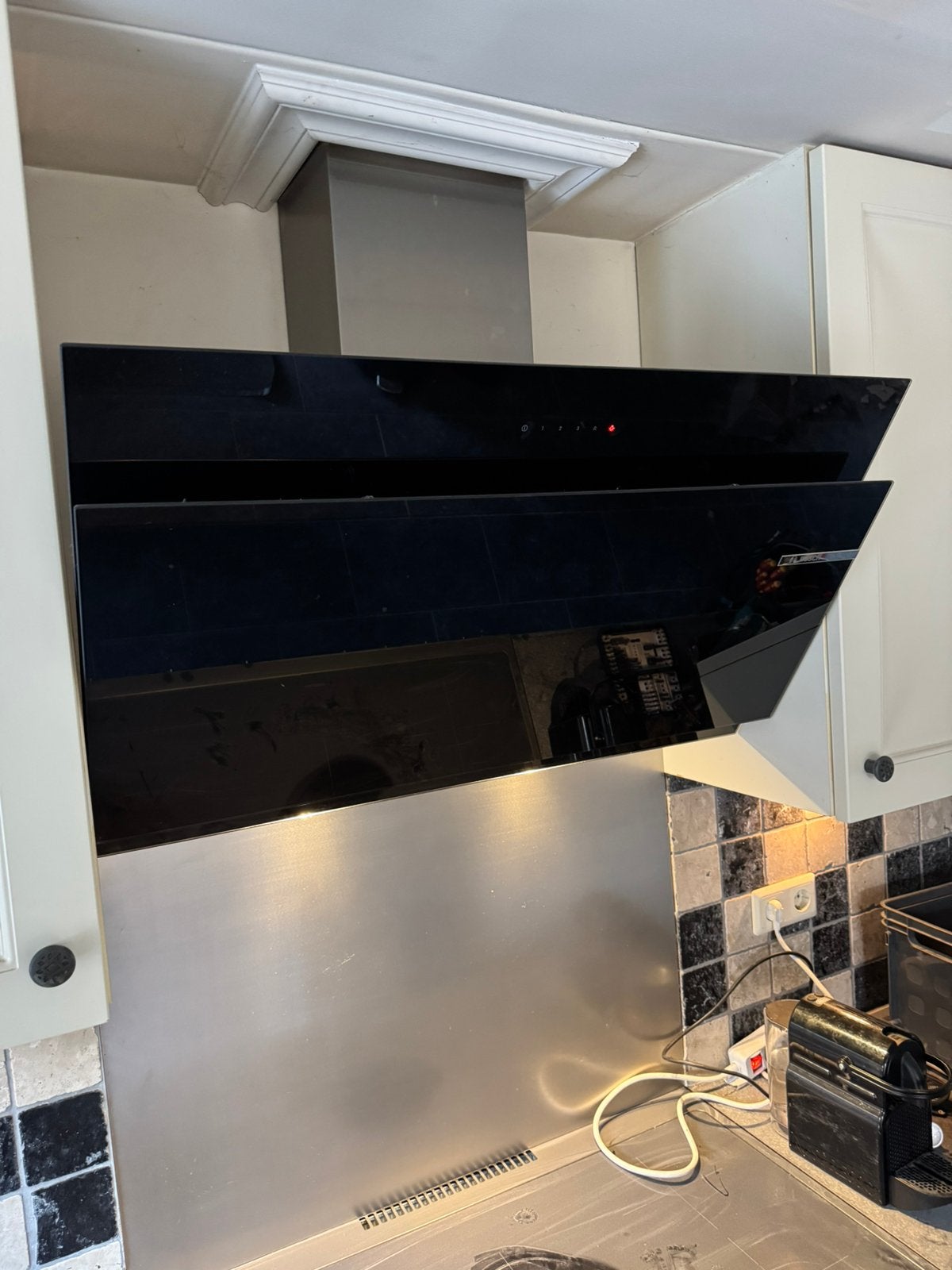 Bosch afzuigkap DWK97JM60, Ophalen, Wandschouwkap, Zo goed als nieuw, 600 tot 800 m³ per uur