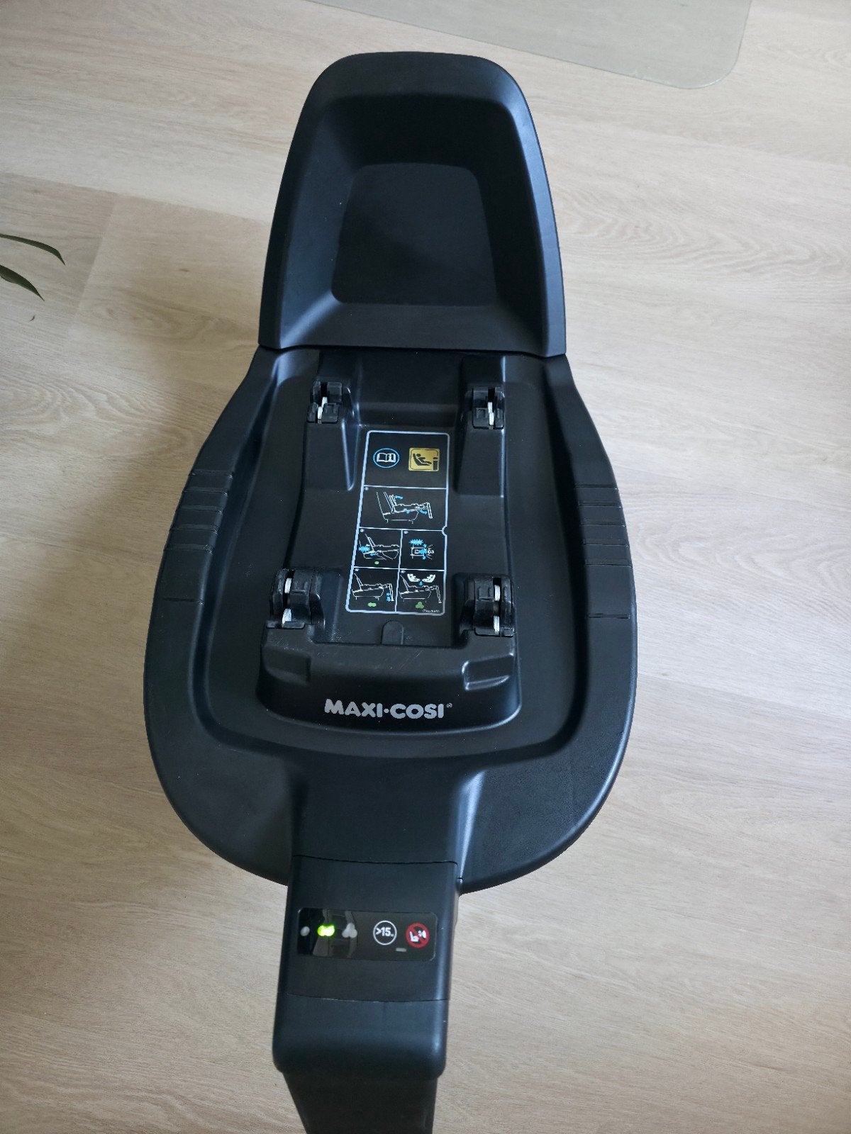 Maxi-Cosi FamilyFix3 ISOFIX base (onderstel) z.g.a.n., Kinderen en Baby's, Autostoeltjes, Ophalen, 9 t/m 18 kg, Zo goed als nieuw