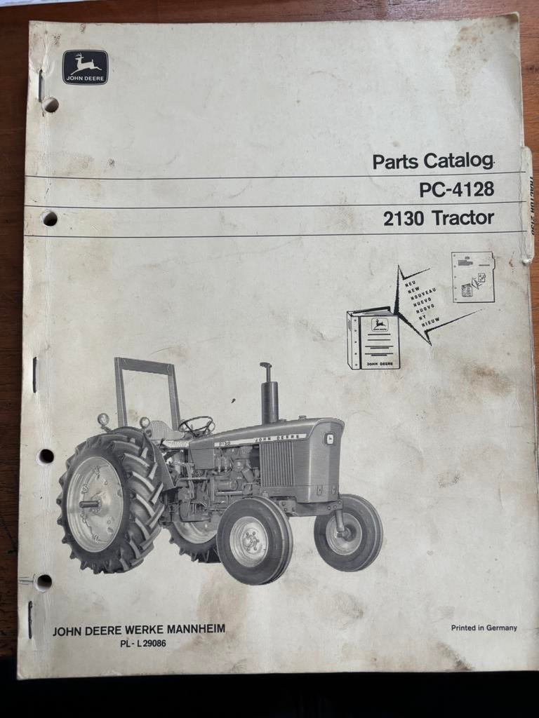 John deere 2130 onderdelenboek, Ophalen of Verzenden, Zo goed als nieuw