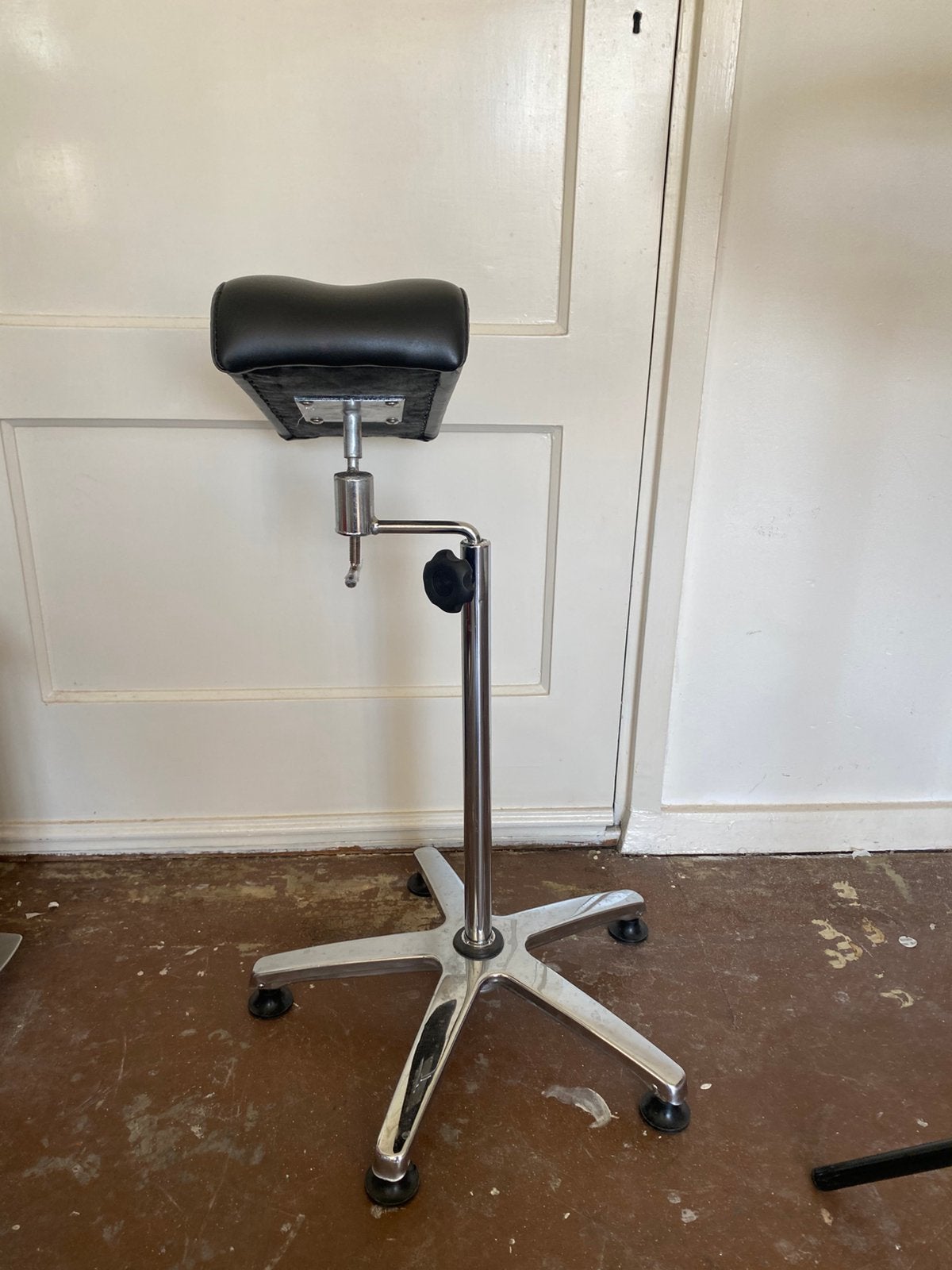 tattoo armrest, Ophalen, Gebruikt, Zwart