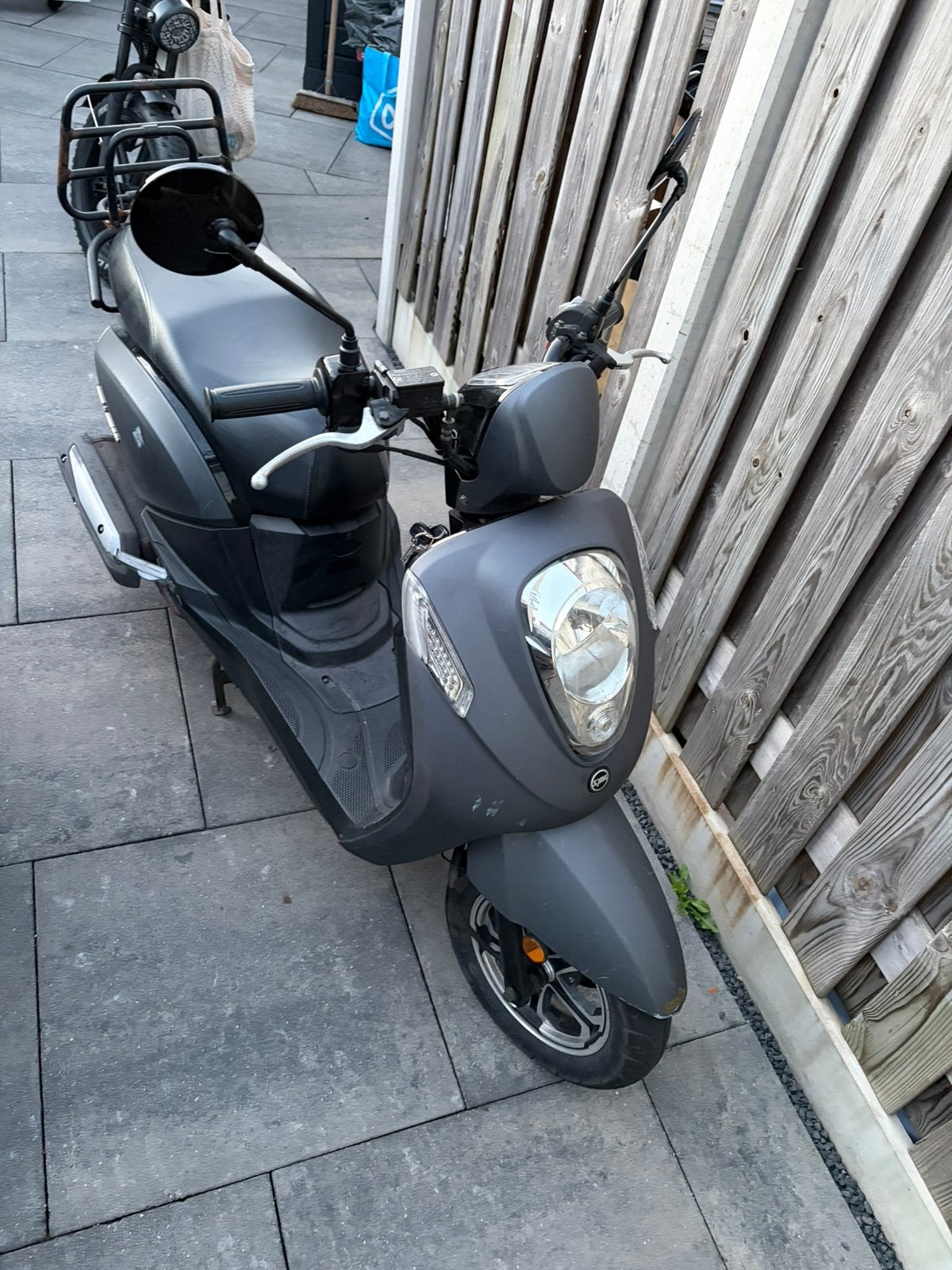Sym mio 50i (2018), Fietsen en Brommers, Scooters | SYM, Gebruikt, Benzine, 50 cc, Maximaal 25 km/u