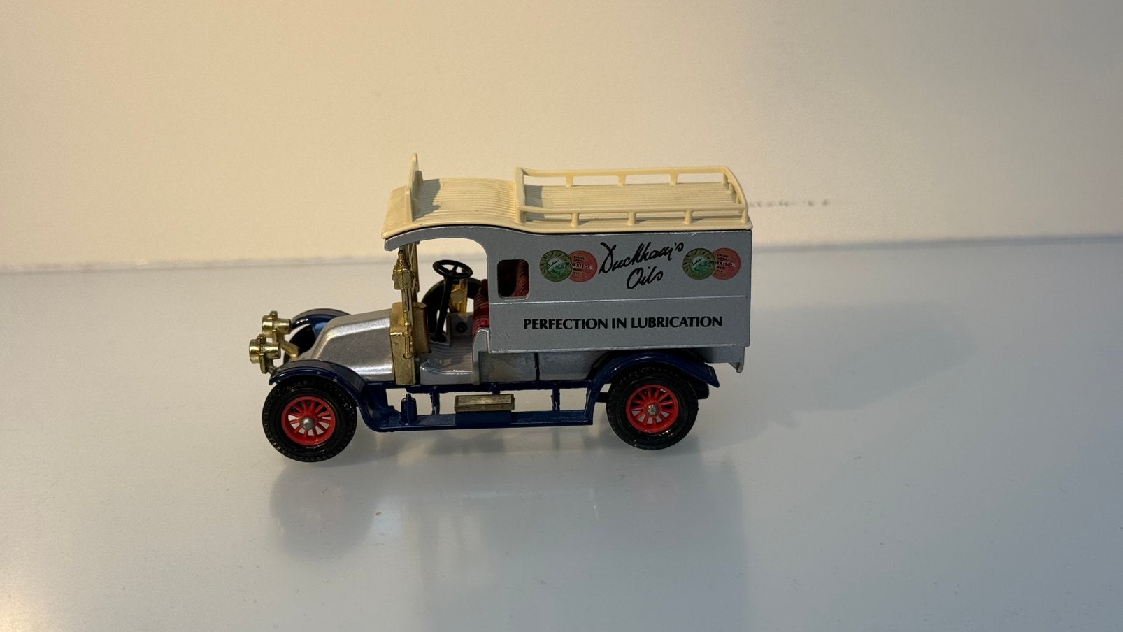 Matchbox Renault type AG 1:43, Ophalen of Verzenden, Zo goed als nieuw, Auto, Matchbox