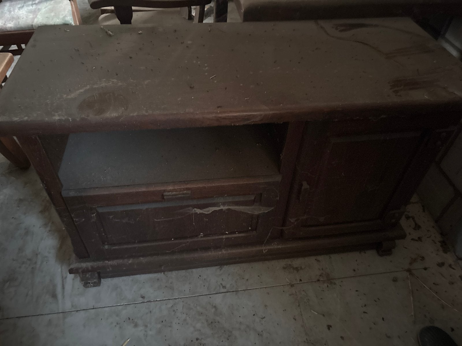 Vintage houten tv-meubel/dressoir - opknapper, Ophalen, Gebruikt, 100 tot 150 cm, Minder dan 100 cm