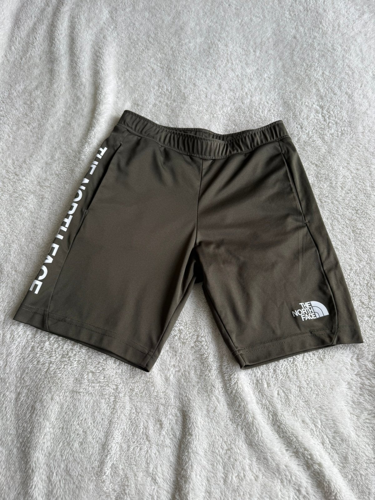 Korte broek jongens merk the north face maat 134/140, Ophalen of Verzenden, Zo goed als nieuw, Jongen, Broek