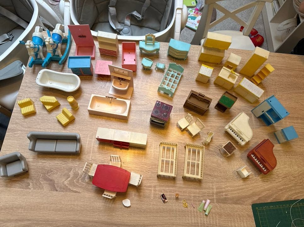 Grote set retro lundby poppenhuis meubeltjes van plastic, Ophalen of Verzenden, Gebruikt, Toebehoren