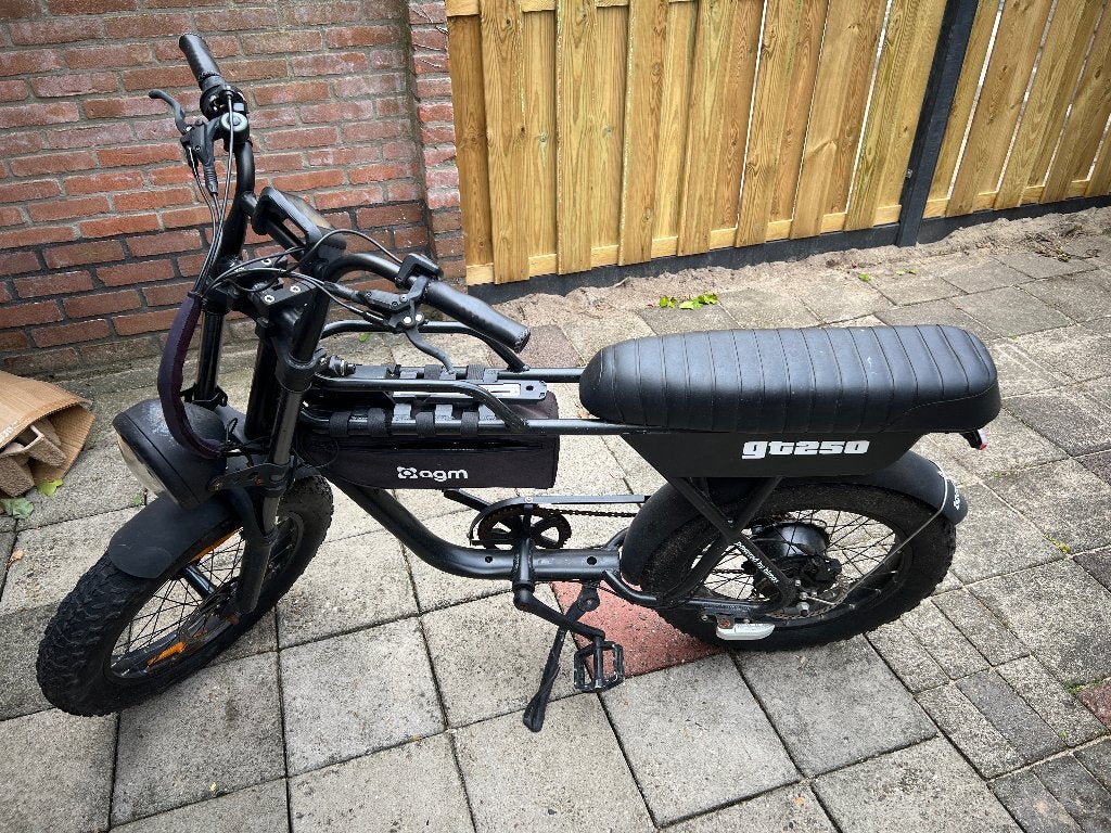 Fatbike AGM GT250, Minder dan 30 km per accu, Gebruikt, 59 cm of meer, Ophalen