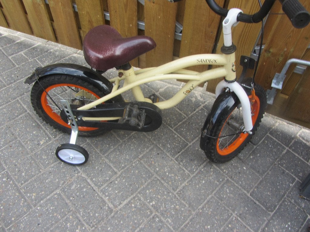 te koop jongens fiets 14 inch, Fietsen en Brommers, Fietsen | Kinderfietsjes, Ophalen, Zo goed als nieuw, Terugtraprem, Minder dan 16 inch