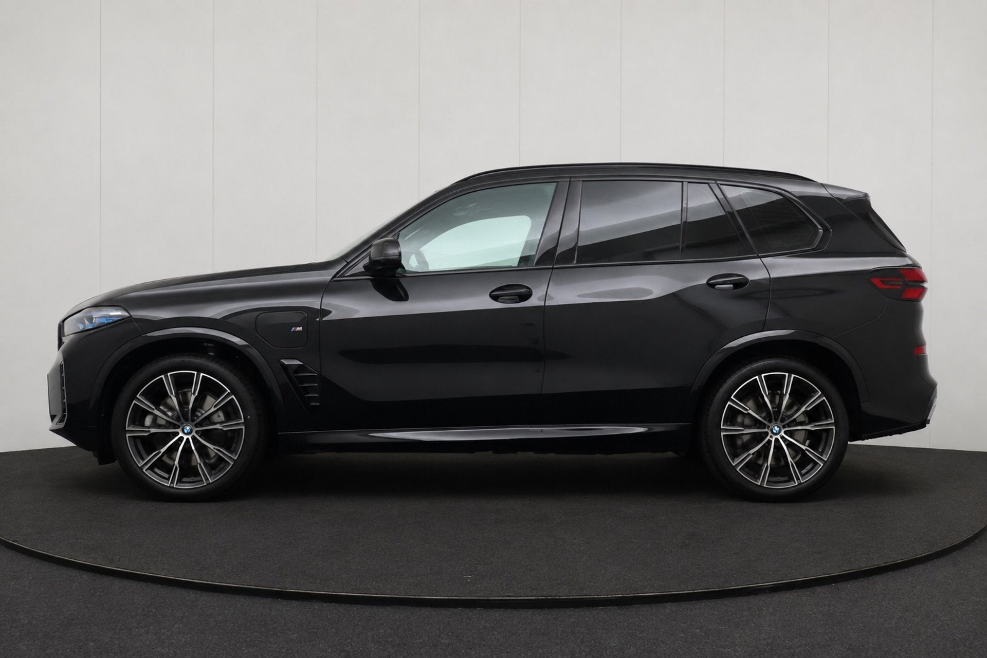 BMW X5 xDrive50e 490 PK High Exe. M-Sport Pano-Dak Head-Up E, Auto's, Automaat, Dealer onderhouden, Adaptive Cruise Control, Gebruikt