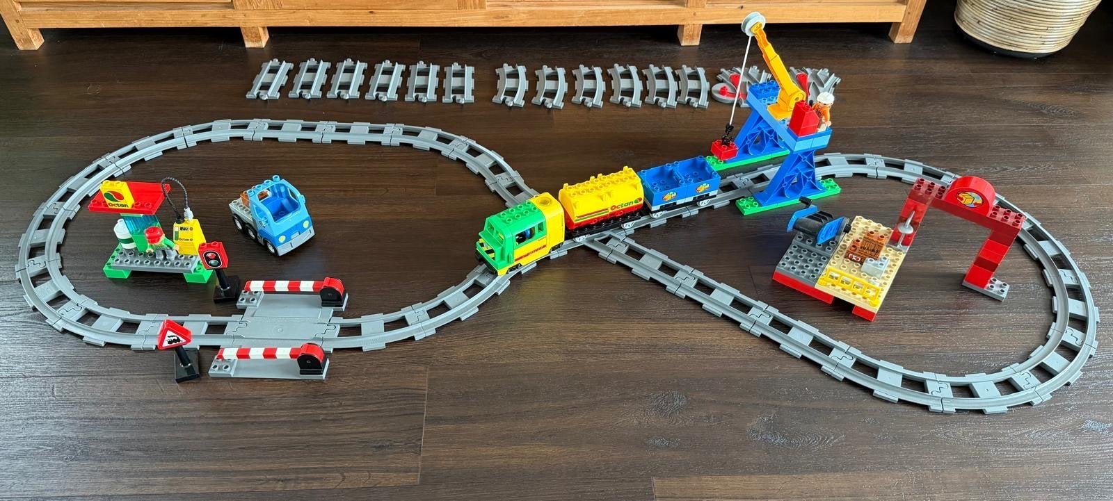Lego Duplo 5609 Trein Compleet met Extra Sporen, Gebruikt, Overige thema's, Ophalen of Verzenden, Compleet