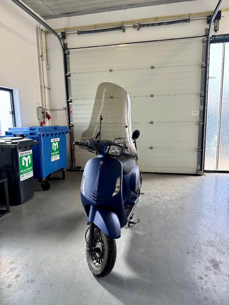 Nette Souris scooter te koop | 8.700 km | Blauw | 400 euro, Fietsen en Brommers, Scooters | Overige merken, Ophalen, Gebruikt