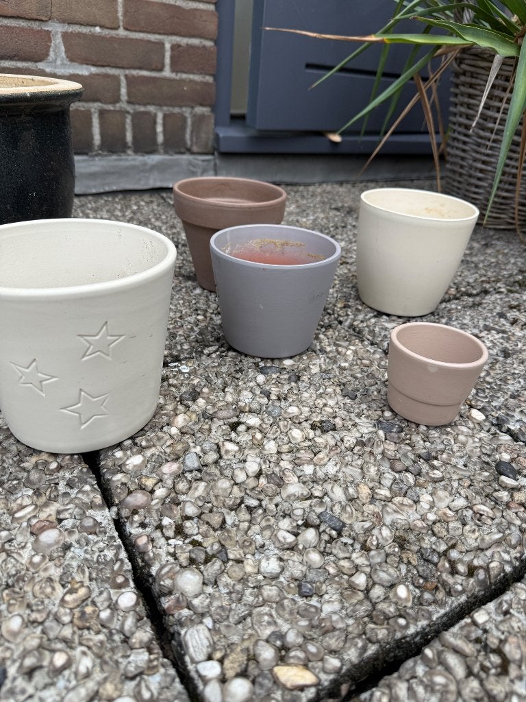 Verschillende bloempotten, Tuin en Terras, Ophalen, Rond, Zo goed als nieuw, Balkon