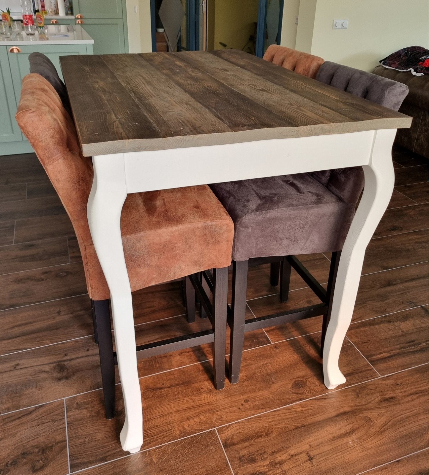 Hoge landelijke hardhouten Queen Anne eettafel met stoelen, Huis en Inrichting, Tafels | Eettafels, Ophalen, 100 tot 150 cm, Landelijk, Barok, brocant, vintage, Queen Anne