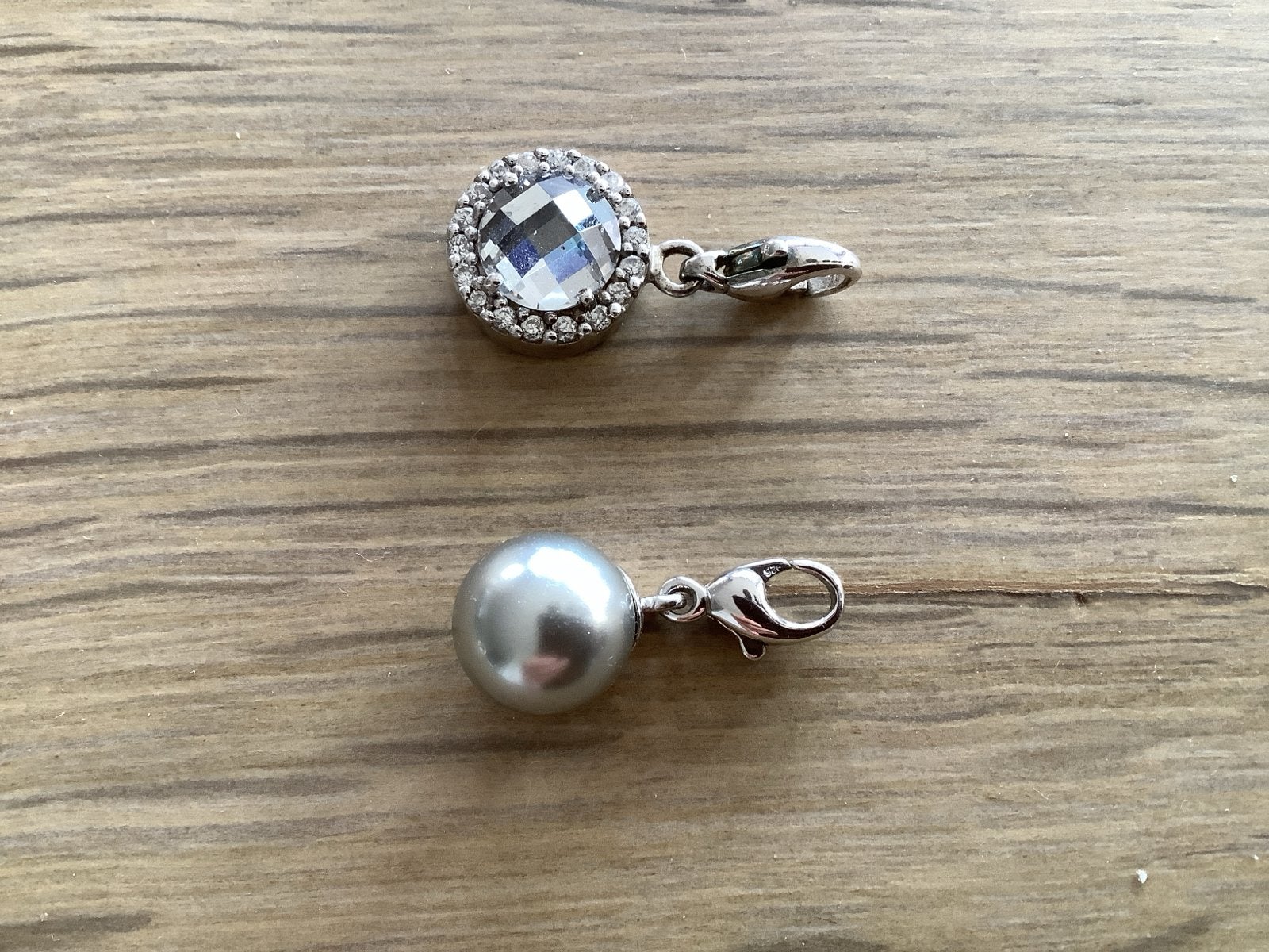 Tisento hangers zilveren bedels met zirkonia if parel, Sieraden, Tassen en Uiterlijk, Bedels, Overige merken, Ophalen of Verzenden