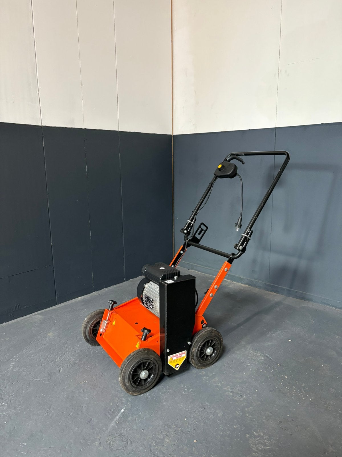 Verticuteermachine huren kolham, Ophalen, Gebruikt