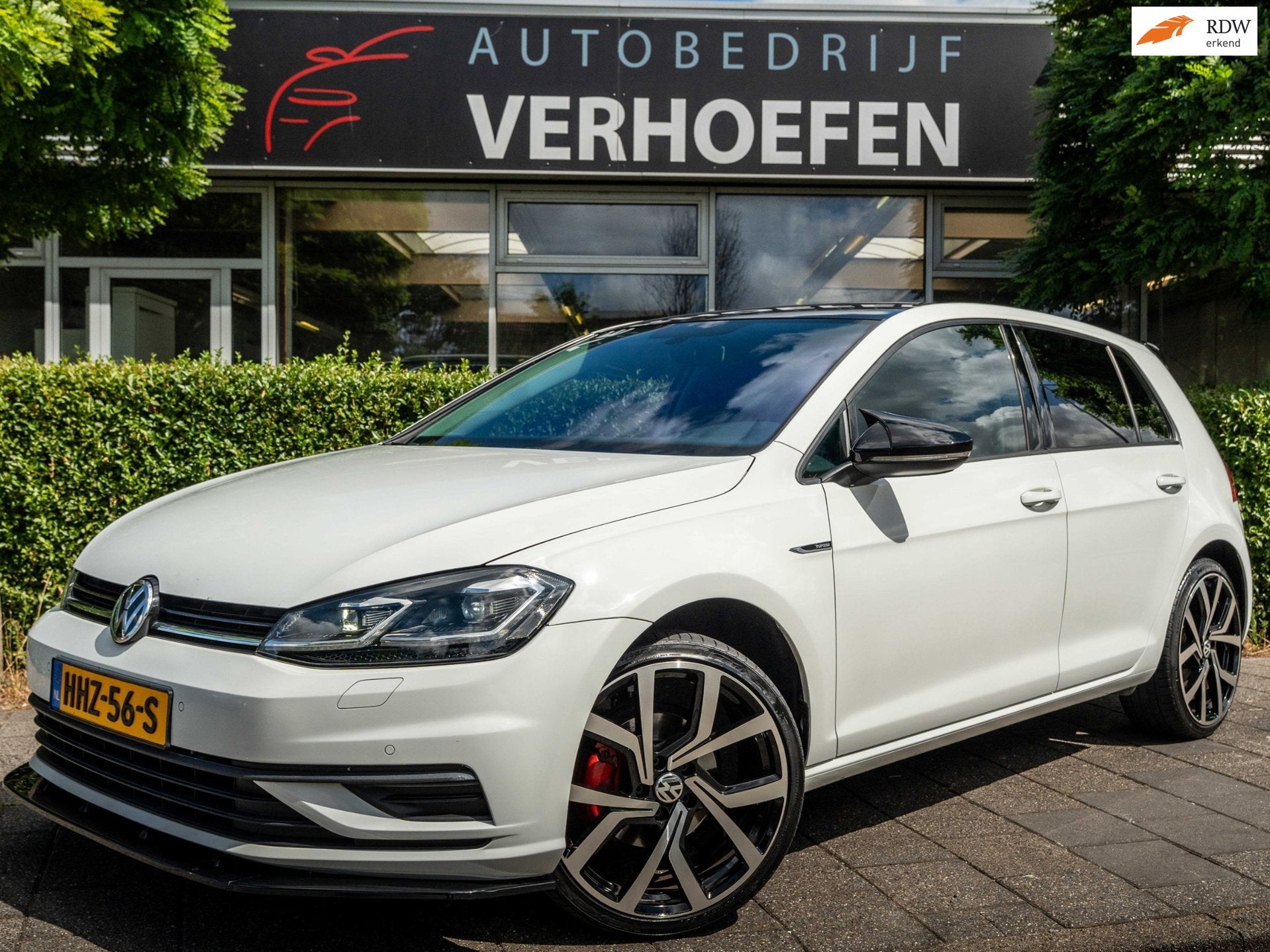 Volkswagen GOLF 1.4 TSI - SPORT - AUTOMAAT - ADAPTIVE / LANE, 125 pk, Gebruikt, 4 cilinders, Wit