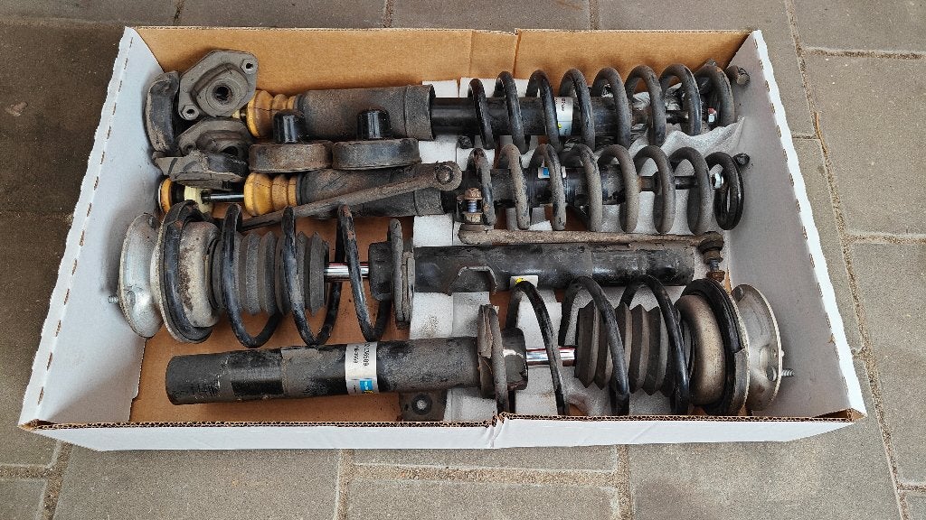 BMW e91 onderstel 4x schokbrekers met veren Bilstein, Ophalen of Verzenden, Gebruikt, BMW