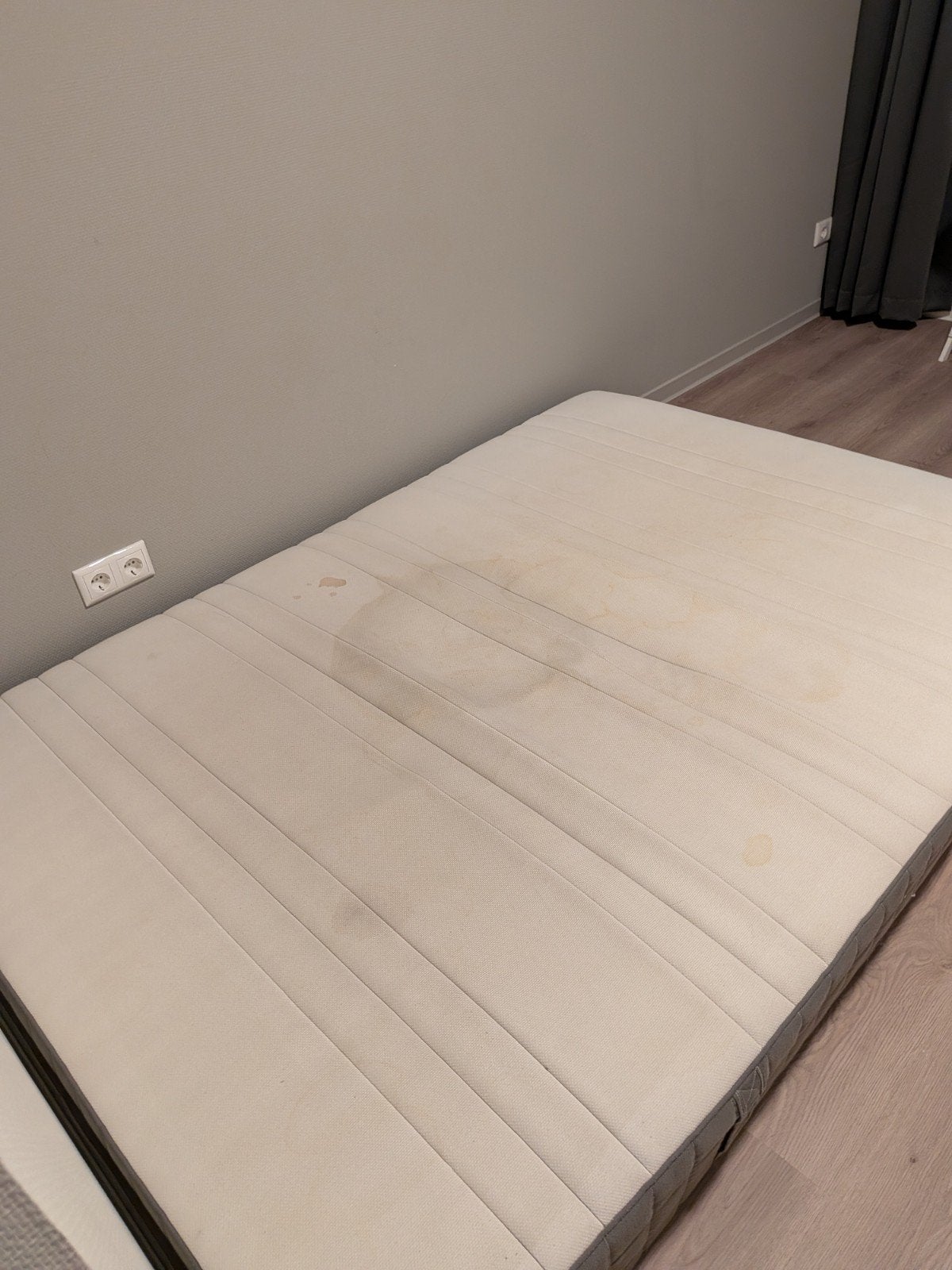 IKEA Hövåg matras, 140x200 cm, Gebruikt, Tweepersoons, Matras, 200 cm